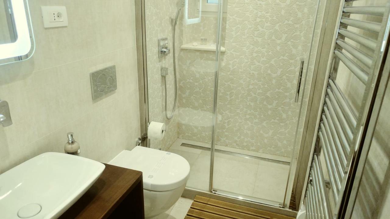 Studio Apartment Offside Split Ngoại thất bức ảnh